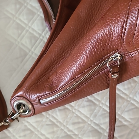 Elegant Brown Pebble Soft Leather Shoulder Bag By Banana Republic - Picture 5 of 9